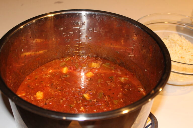 Multipurpose Crockpot Spaghetti Sauce (That everyone needs in their arsenal)