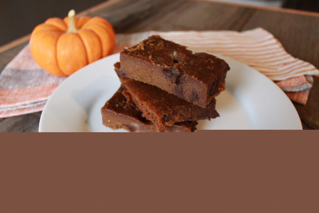 Gooey Chocolate Chip Pumpkin Bars