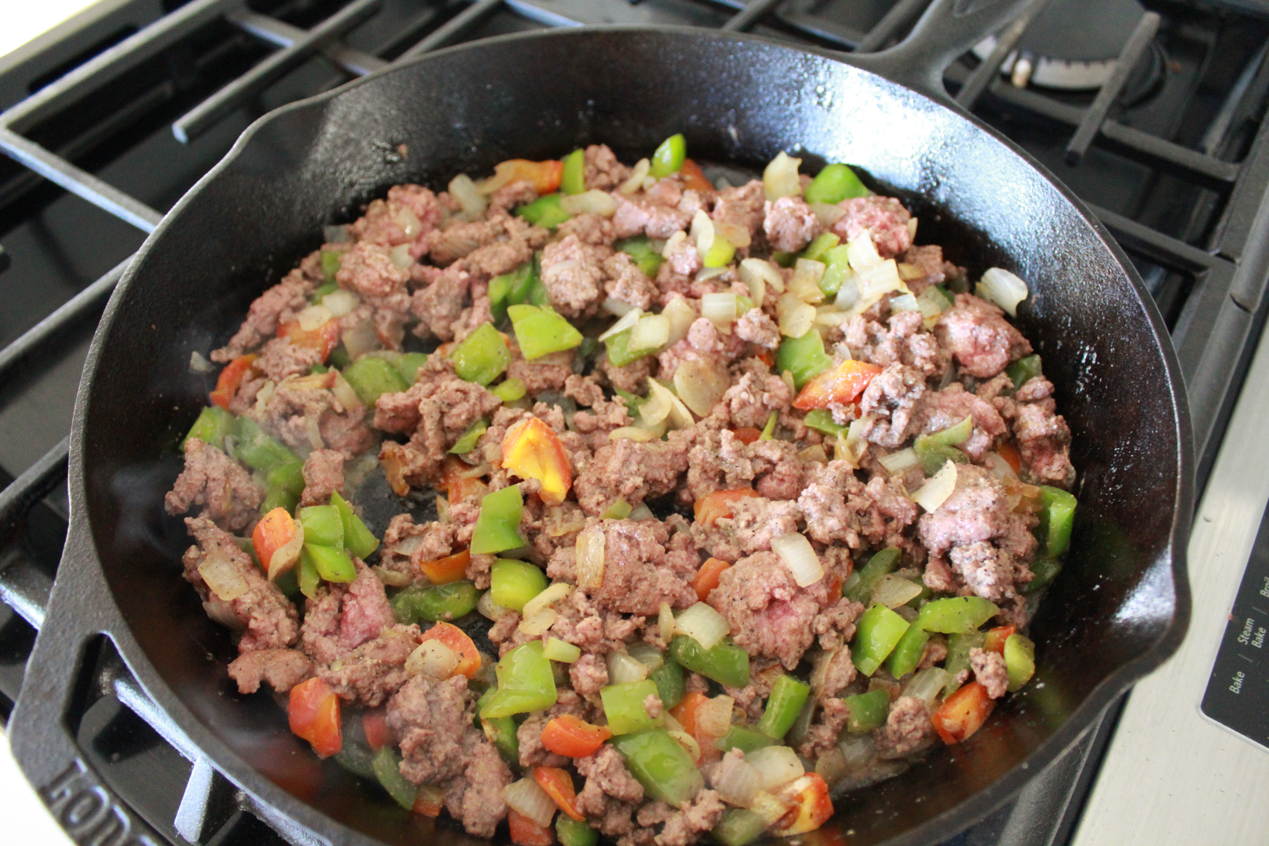 Philly Cheesesteak Stuffed Bell Peppers